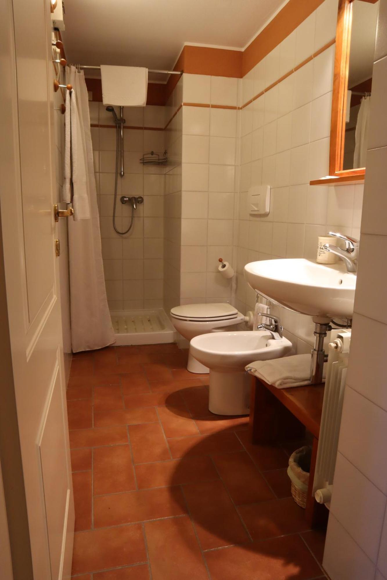 Relais Ca Nova Guest House Bogogno Luaran gambar